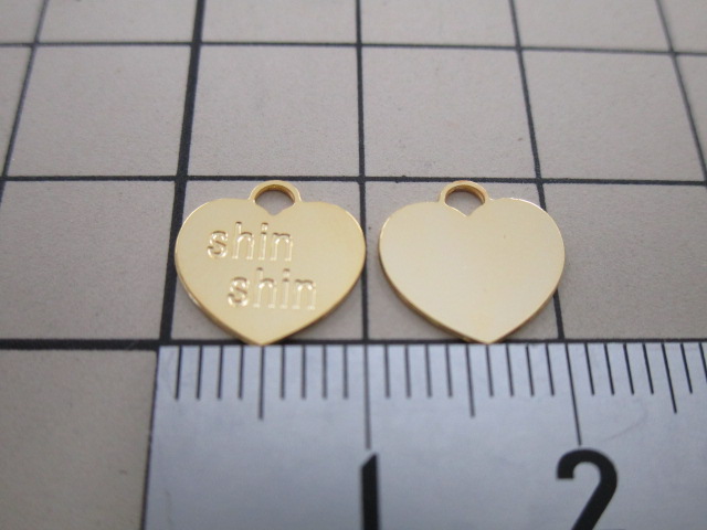 英字入りミニチャーム