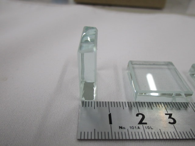 透明ガラス片2