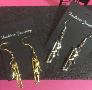 イヤリングチャーム(ポールガール)