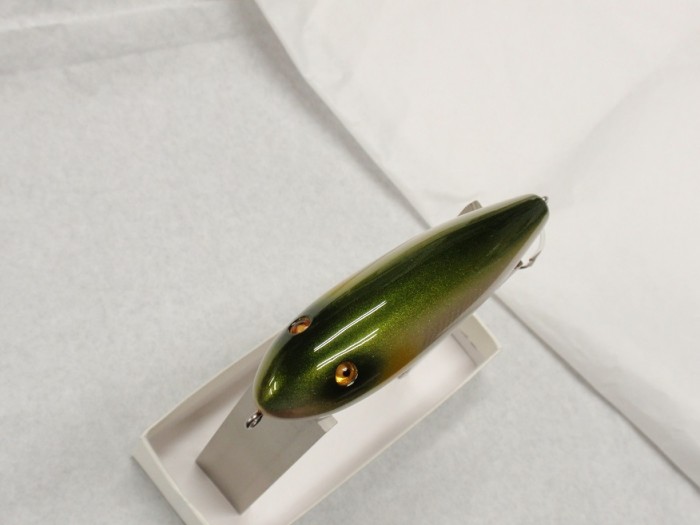 グラスアイルアー