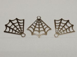 スカシテールブレード