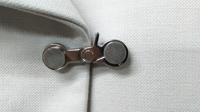 コート　ボタン