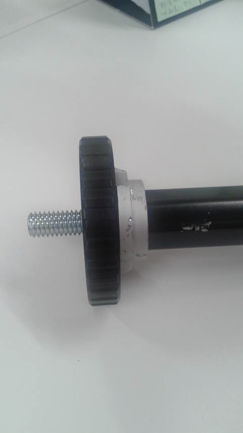 カメラスタンド　ネジ