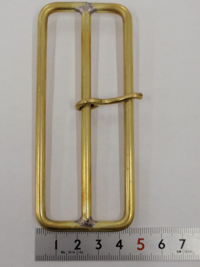 １回目のバックルのサンプル