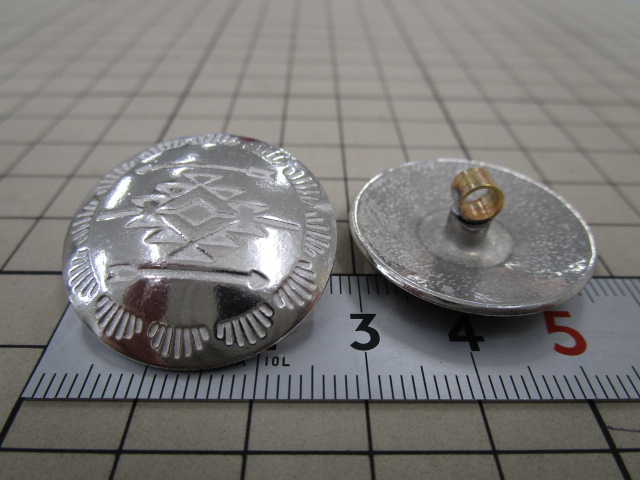 オリジナルデザインのボタン1