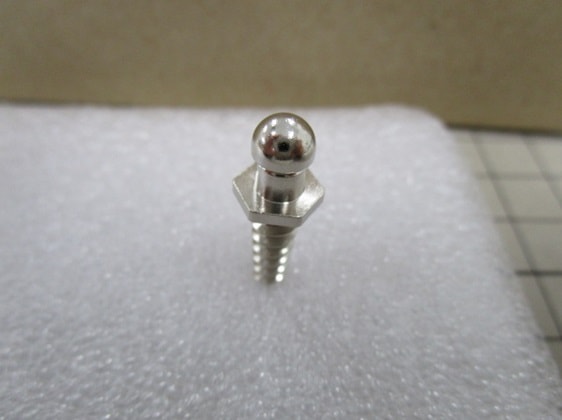 ギボシネジ1-min