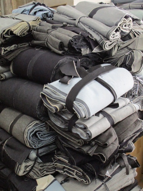 ﾃﾞﾆﾑﾊｷﾞﾚ