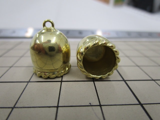 ドングリ型デザインチャーム　中身