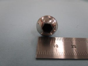 特注ネジ　頭部分の大きさ