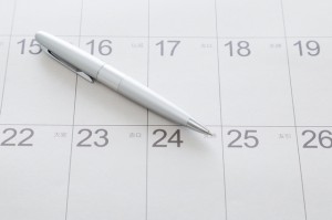 カレンダー　ボールペン　イメージ