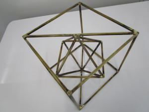 特殊な形状のモニュメント、制作事例画像②